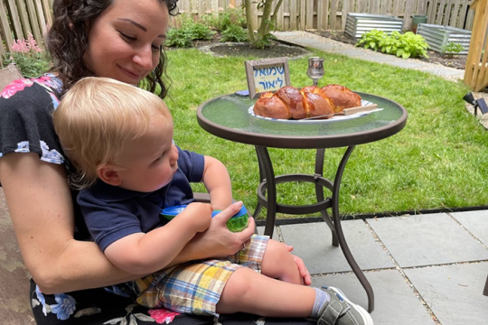 Photo of Lindsey Neary and her son