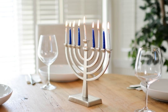 menorah hanukkah